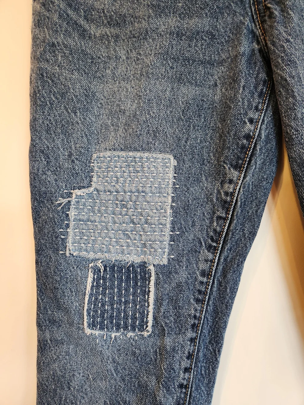 Old Navy Extra High Waisted Button Fly OG Straight Patchwork Jeans Size 10 Taper - Picture 5 of 15